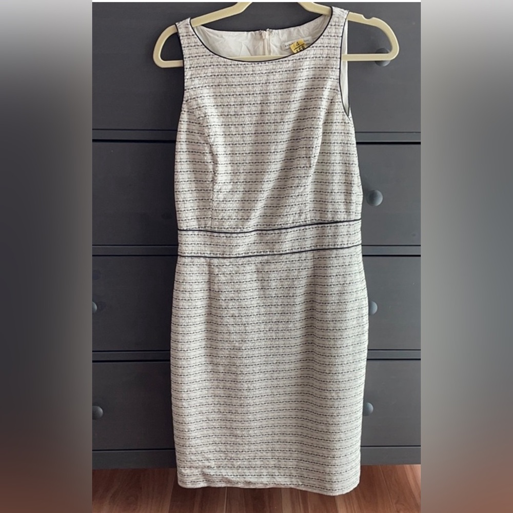 Size 6 Banana Republic pencil dress